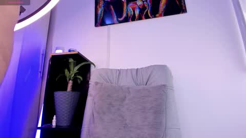 Snapshot of noah_devil_ chatting on September 2025 08:32:02 PM noah_devil_ online show from September 2025 08:32:02 PM