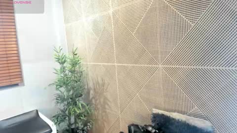 noah_dupont_ online show from October 2025 11:13:02 AM