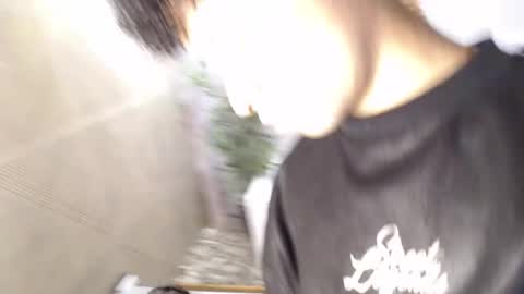 noah_dupont_ online show from November 2025 11:43:02 AM