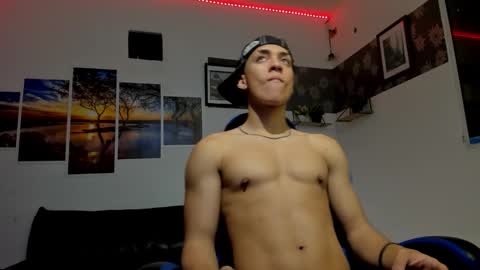 noah_flynn1 online show from February 2026 08:59:02 AM