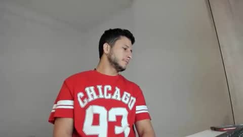 Snapshot of noah_happy07 chatting on September 2025 03:51:01 AM Noah online show from September 2025 03:51:01 AM