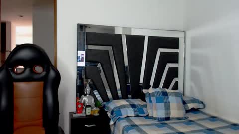 Snapshot of noah_harris01 chatting on January 2026 01:46:02 PM Noah Harris01 online show from January 2026 01:46:02 PM