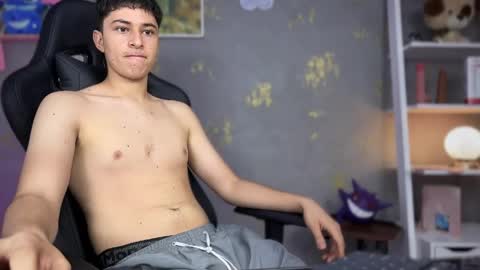 noah  online show from April 2026 01:00:02 PM