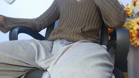 Snapshot of noah_miller7 chatting on January 2025 08:11:02 AM Noah Millers online show from January 2025 08:11:02 AM