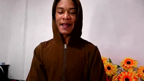 Snapshot of noah_miller7 chatting on November 2025 07:46:02 PM Noah Millers online show from November 2025 07:46:02 PM