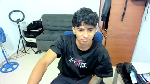 Snapshot of noah_millers_ chatting on July 2026 07:15:02 AM noah millers online show from July 2026 07:15:02 AM