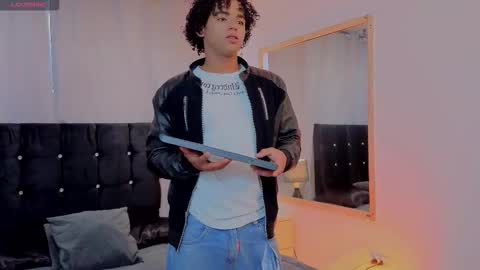 Snapshot of noah_smith04 chatting on January 2026 02:31:01 PM noah_smith04 online show from January 2026 02:31:01 PM