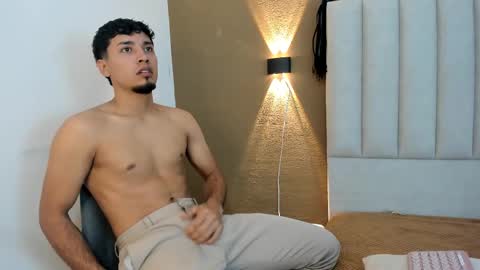 Snapshot of noah_smith05 chatting on February 2026 11:59:01 PM noah online show from February 2026 11:59:01 PM