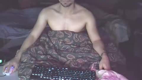 Snapshot of noahcaliente chatting on January 2025 09:03:01 PM Noahcaliente online show from January 2025 09:03:01 PM