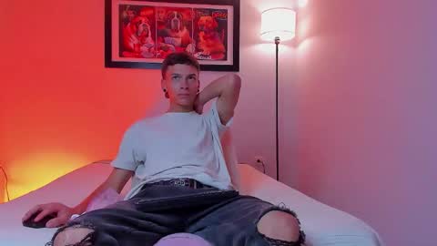 noahh_sky online show from March 2026 03:33:02 AM