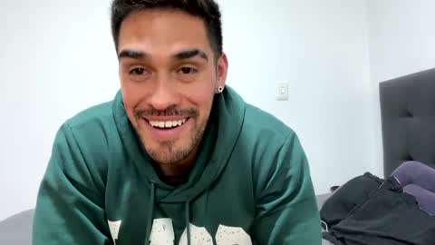 noahsexx98 online show from September 2025 04:39:01 PM