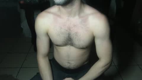 Snapshot of nobudget06 chatting on January 2025 02:25:01 AM nobudget06 online show from January 2025 02:25:01 AM