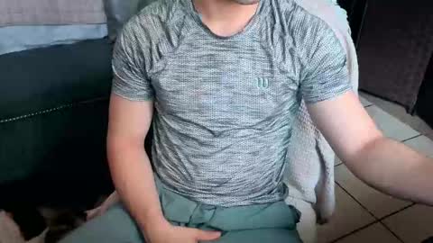 Snapshot of nobudget06 chatting on October 2025 05:24:01 PM nobudget06 online show from October 2025 05:24:01 PM