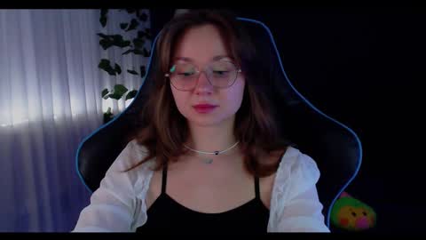 Sun or Luna online show from March 2025 08:43:02 PM