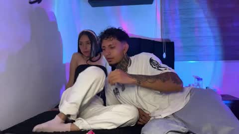 Snapshot of nocturnallovers_ss chatting on December 2025 04:54:01 AM Jean Y Isa online show from December 2025 04:54:01 AM