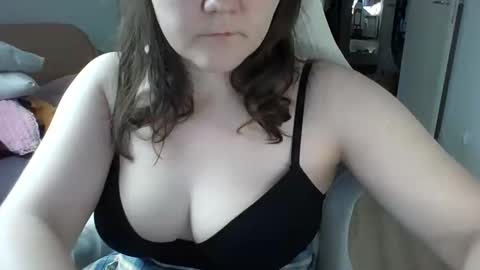 nodarell online show from November 2025 01:00:02 PM