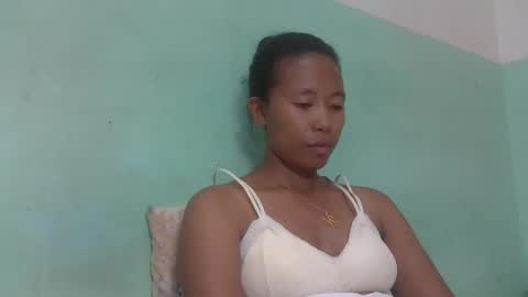 noellah online show from March 2025 07:15:02 PM