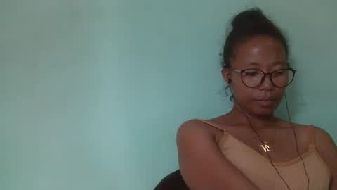 noellah online show from March 2025 12:48:01 PM