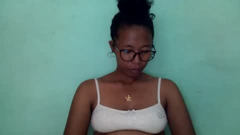 noellah online show from March 2025 12:52:01 PM