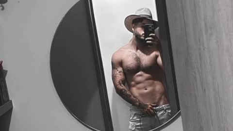 Snapshot of noha_miler chatting on June 2026 12:39:01 AM kevin online show from June 2026 12:39:01 AM