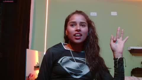 Snapshot of noha_thomson chatting on March 2025 01:15:01 AM Noha Thomson online show from March 2025 01:15:01 AM