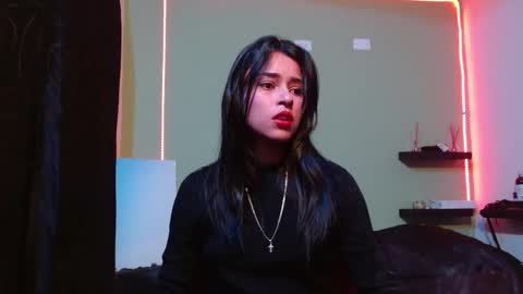 Snapshot of noha_thomson chatting on September 2025 10:54:01 PM Noha Thomson online show from September 2025 10:54:01 PM