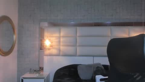  Nohemi   online show from November 2025 10:33:02 PM