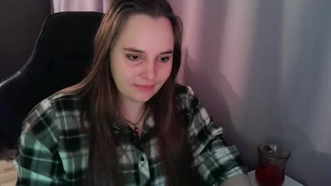 noir_ember_ online show from October 2025 11:09:02 AM