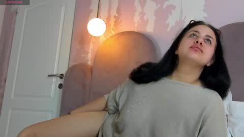 Nola online show from April 2026 07:00:01 PM