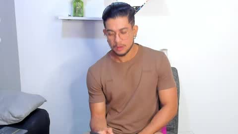 Snapshot of nolan_joness chatting on May 2026 02:17:02 AM Im Nolan online show from May 2026 02:17:02 AM