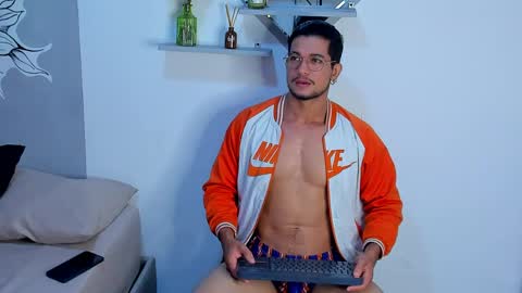Snapshot of nolan_joness chatting on June 2026 11:34:01 AM Im Nolan online show from June 2026 11:34:01 AM