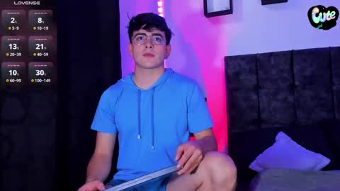 Nolan  online show from November 2025 06:23:02 PM