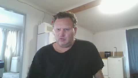 Snapshot of nollie244 chatting on October 2025 07:20:02 AM Nollie online show from October 2025 07:20:02 AM