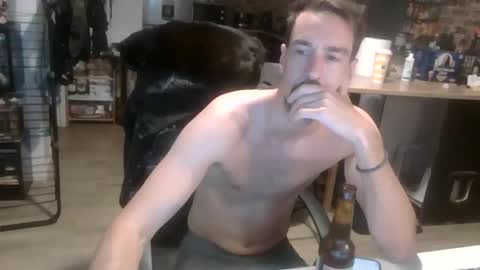 Snapshot of nonnyme chatting on October 2025 08:09:01 PM Isaac online show from October 2025 08:09:01 PM