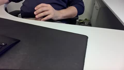 Ralle online show from November 2025 01:17:02 PM