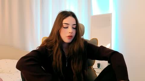 Syndney online show from April 2026 04:50:02 AM