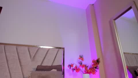 Nora Da Silva online show from February 2026 06:22:01 AM