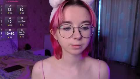 Snapshot of nora_failure chatting on September 2025 06:06:02 AM Nora Failure online show from September 2025 06:06:02 AM