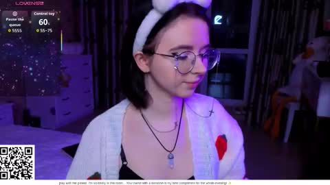 Snapshot of nora_failure chatting on February 2026 12:34:01 PM Nora Failure online show from February 2026 12:34:01 PM