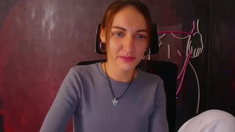 Snapshot of nora_n chatting on September 2025 10:32:01 PM Nora online show from September 2025 10:32:01 PM