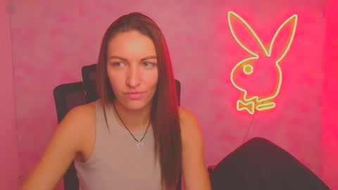 Snapshot of nora_n chatting on September 2025 01:27:01 PM Nora online show from September 2025 01:27:01 PM