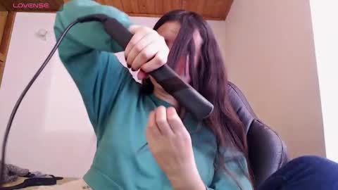 Snapshot of noreen_ chatting on November 2025 05:45:03 PM noreen_ online show from November 2025 05:45:03 PM