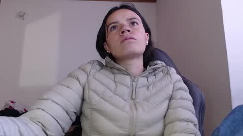 Snapshot of noreen_ chatting on December 2025 03:40:02 PM noreen_ online show from December 2025 03:40:02 PM