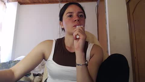 Snapshot of noreen_ chatting on February 2026 09:21:01 PM noreen_ online show from February 2026 09:21:01 PM