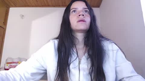 Snapshot of noreen_ chatting on June 2026 03:44:02 PM noreen_ online show from June 2026 03:44:02 PM