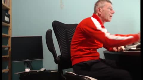 Snapshot of normuc chatting on December 2024 08:40:01 AM Normuc online show from December 2024 08:40:01 AM