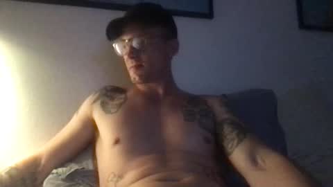 Snapshot of northernv1k1ng chatting on December 2025 03:02:02 AM northernv1k1ng online show from December 2025 03:02:02 AM