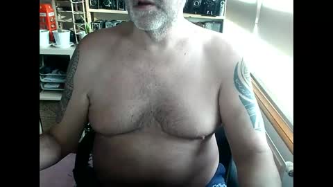 Snapshot of nosmoh chatting on February 2025 08:48:01 AM arrio online show from February 2025 08:48:01 AM