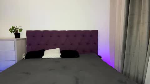 Snapshot of notamericanpie23 chatting on November 2025 09:53:01 PM Tina online show from November 2025 09:53:01 PM