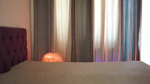 Tina online show from March 2026 01:39:02 PM